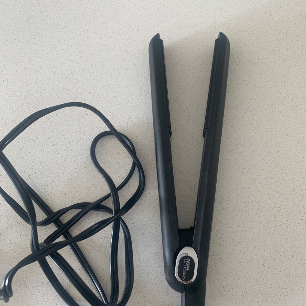 Absolute Heat Intelligent Professional Series Flat Iron, Black